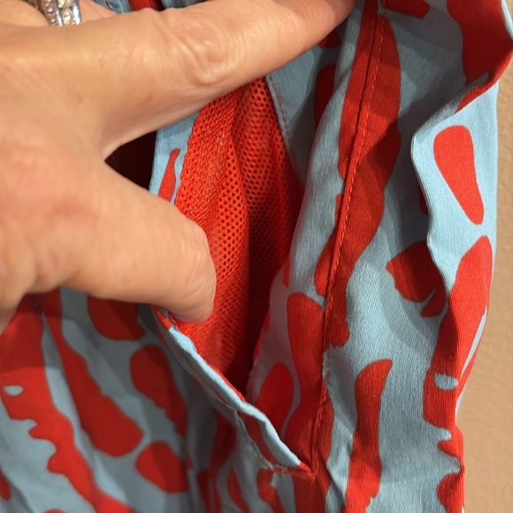 The North Face men’s pull on shorts blue red print moisture wicking pockets L - Picture 5 of 12